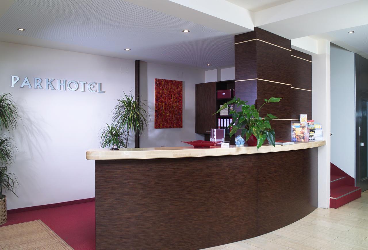 Parkhotel ไอเซนชตัดท์ ภายนอก รูปภาพ